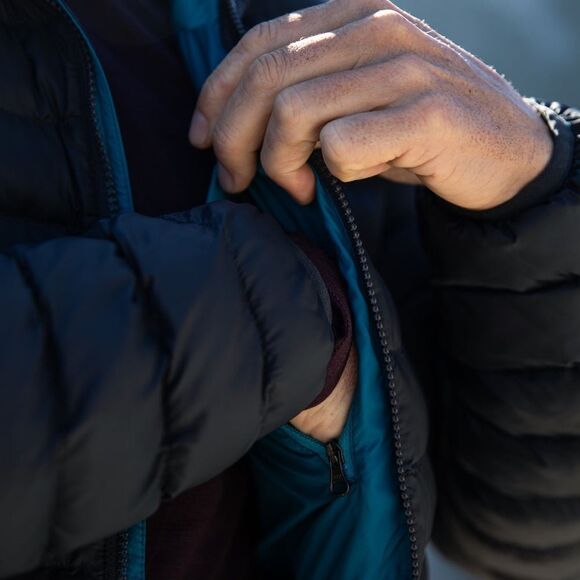 Seadon Gale ACT Puffer Hoodie Balkan Black Small nwt - Picture 5 of 7